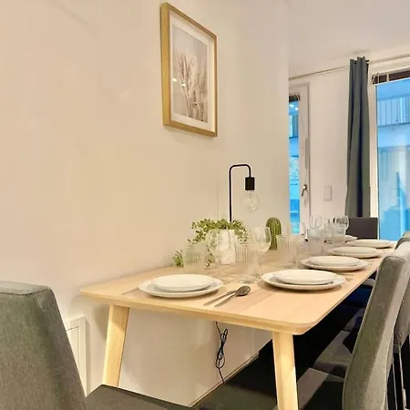 Grosszuegiges Mit Patio Apartamento